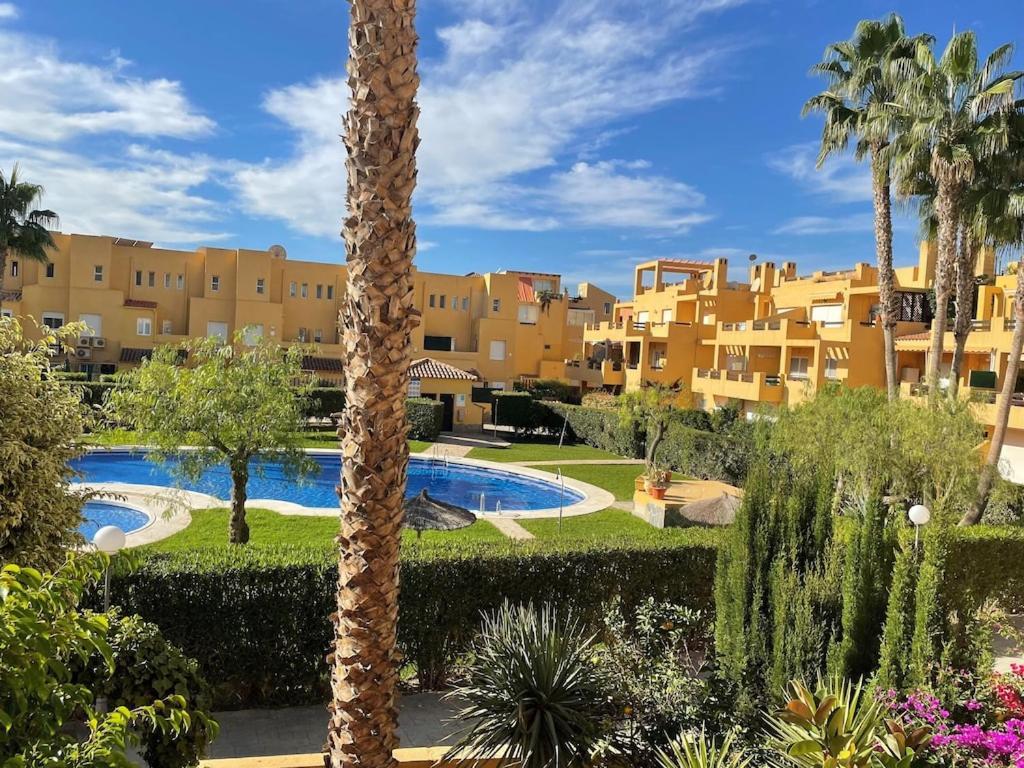 A Stunning 2 Bedroom Apartment 5 Min Walk To The Beautiful Beaches Of Vera Playa Playas de Vera ภายนอก รูปภาพ
