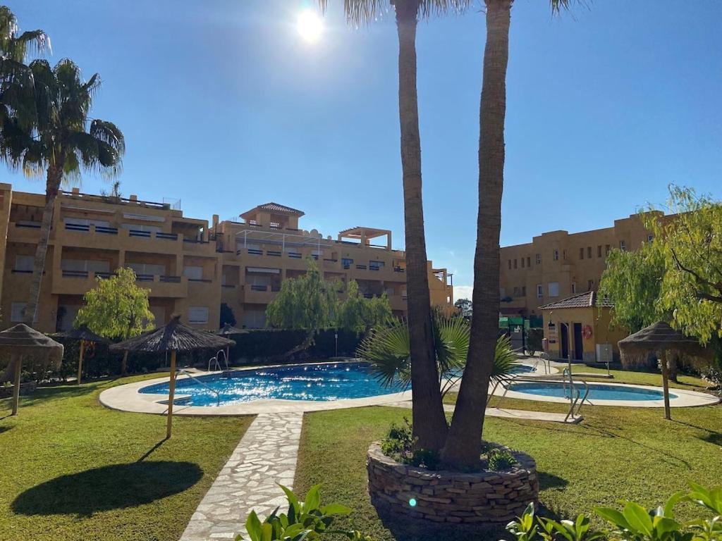 A Stunning 2 Bedroom Apartment 5 Min Walk To The Beautiful Beaches Of Vera Playa Playas de Vera ภายนอก รูปภาพ